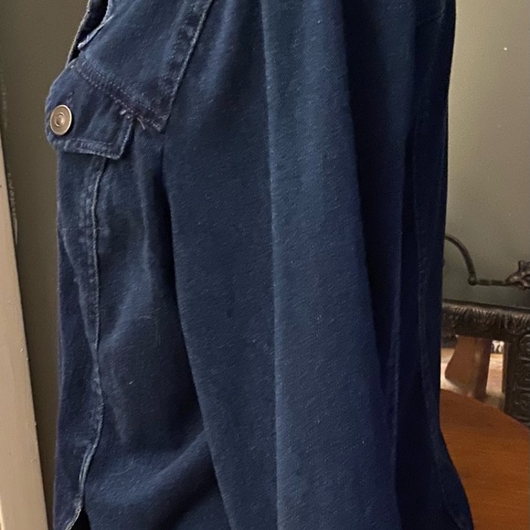 Gloria Vanderbilt jean jacket. - Picture 4 of 5